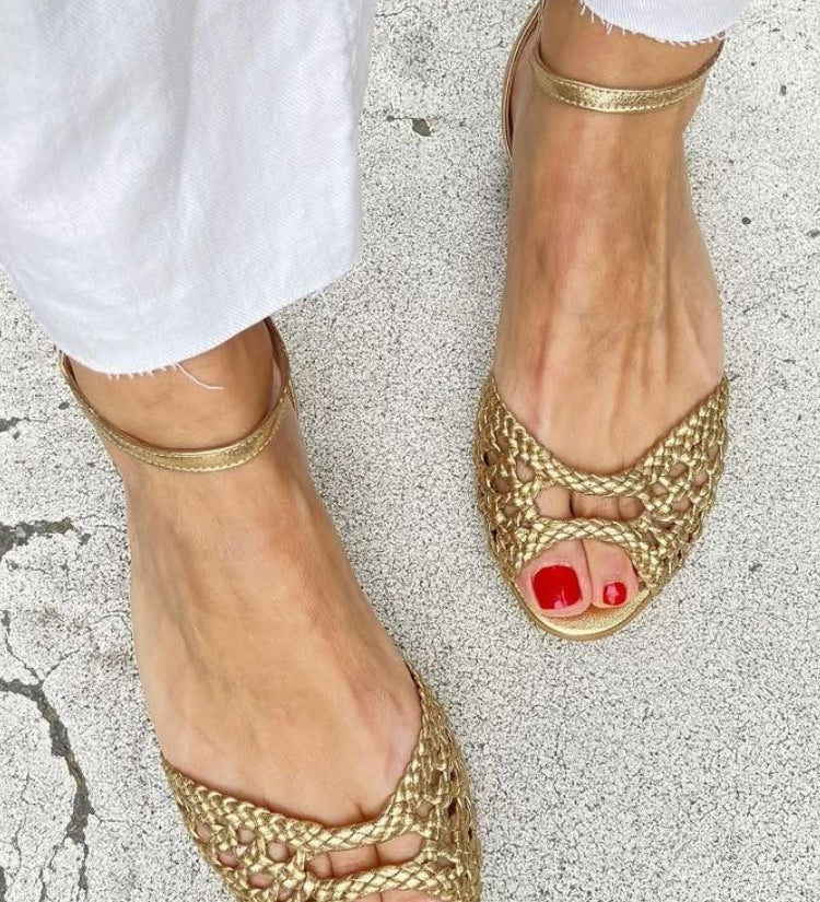 Isadora | Zlatne pletene sandale