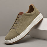 Uffe | MEESTELE NAHKSIKUD SLIP-ON KINGAD