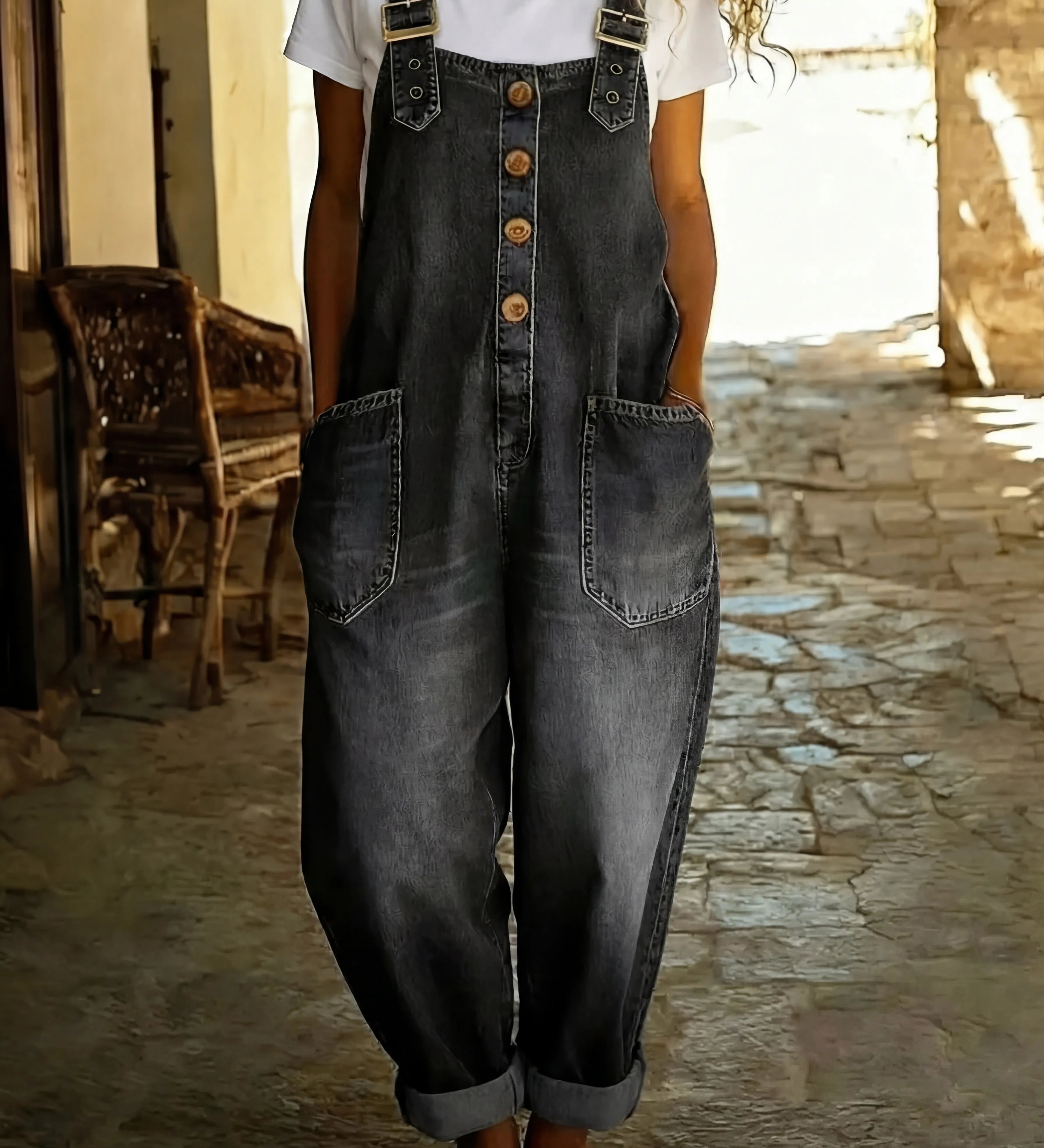 Rocio - Lahe denim kombinesoon reguleeritava klambriga